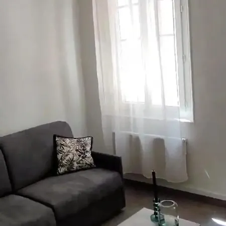 Accueillant A - Vue Sur La טולון